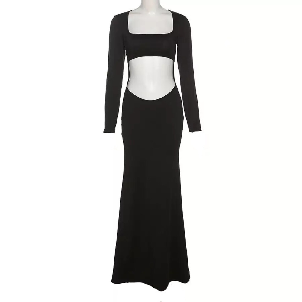 CUTOUT MAXI DRESS🖤